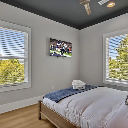 Double Treble - 2 Townhomes - Private Rooftops Nashville