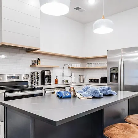 The Grove By Avantstay Apartment *