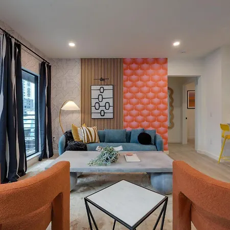 Hyve - Waves - Walk To Broadway Holiday home