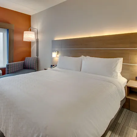 Hotel Express & - Metrocenter Downtown By Ihg Nashville