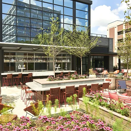 Virgin Hotel 4*