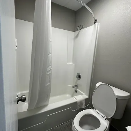 Quality - Opryland Area 4*