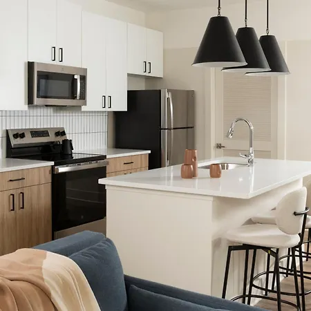 Mint House Marathon Village By Kasa 3*