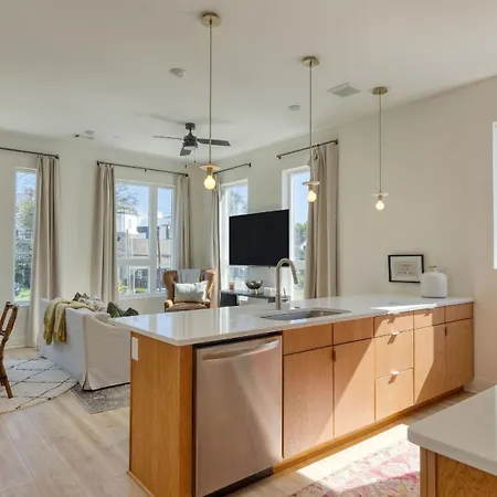 Hearth And Hideout By Avantstay Holiday home *