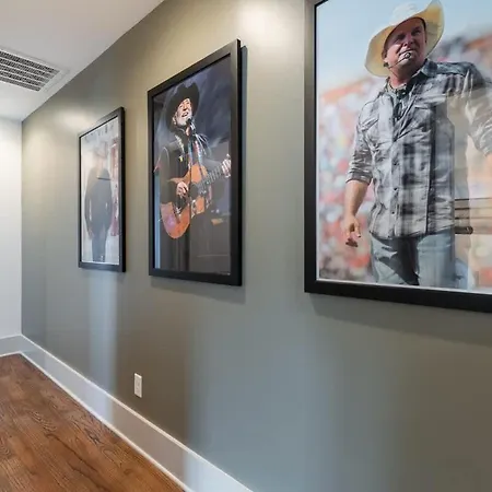 A Place To Hang Your By Local Holiday home Nashville