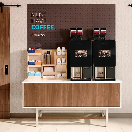 Express & - Metrocenter Downtown By Ihg Nashville