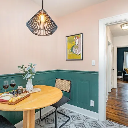 Holiday home Flare - Minutes To Broadway - Near Germantown