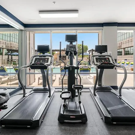 Boulevard Midtown 30ft Ceilings 1br 01 Nashville