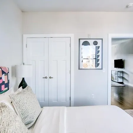 Two Cozysuites Music Row In Apartment Nashville