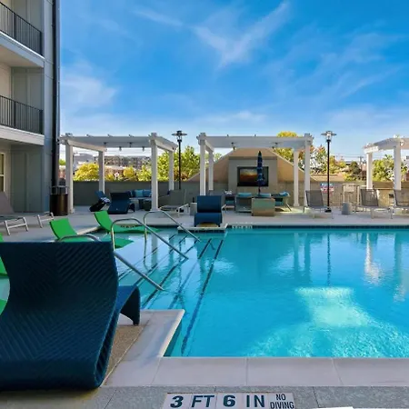 Boulevard Midtown 30ft Ceilings 1br 01 Apartment