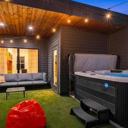 Holiday home The That '70s Show By Avantstay Nashville