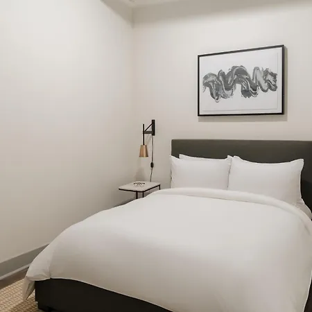 Kasa Capitol Hill Downtown 4*