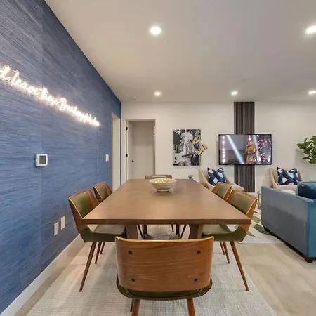 Holiday home Hyve - Cowgirl Twirl - Walk To Broadway *