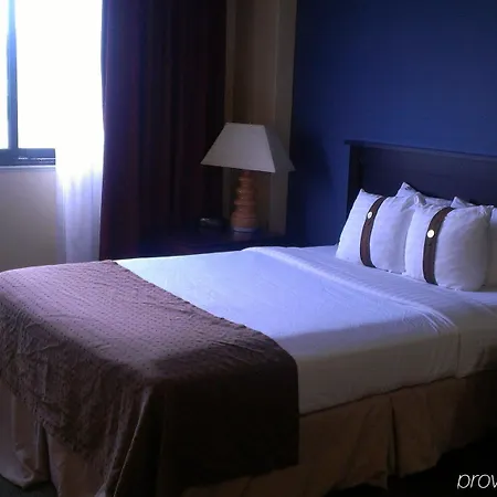 Airport Marriott Hotel