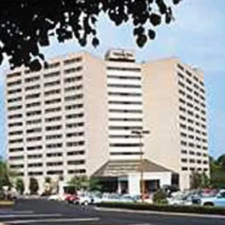 Airport Marriott Hotel