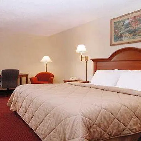 Spark By Hilton At Opryland 3*