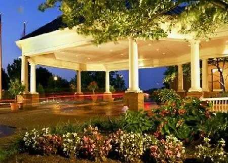 Sheraton Music Airport 4*