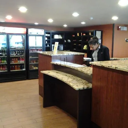 Hotel Comfort & Downtown - Stadium 4*