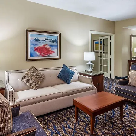 Doubletree By Hilton Downtown Hotel