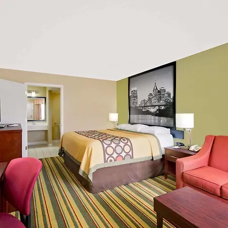 Super 8 By Wyndham Hermitage 2*