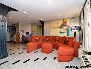 Super 8 By Wyndham Hermitage