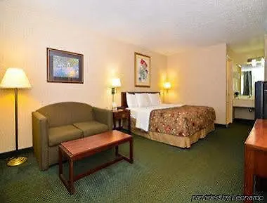 Super 8 By Wyndham Hermitage