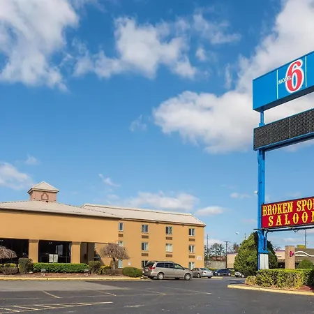 Hotel 6-nashville, Tn 2*