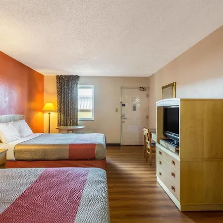 6-nashville, Tn Hotel
