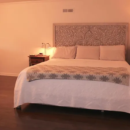 Belmont Blvd Bed & Breakfast Nashville