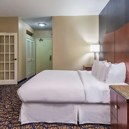 Hotel Doubletree By Hilton Downtown Nashville