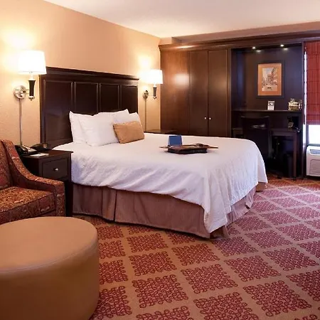 Hotel Hampton / Vanderbilt Nashville
