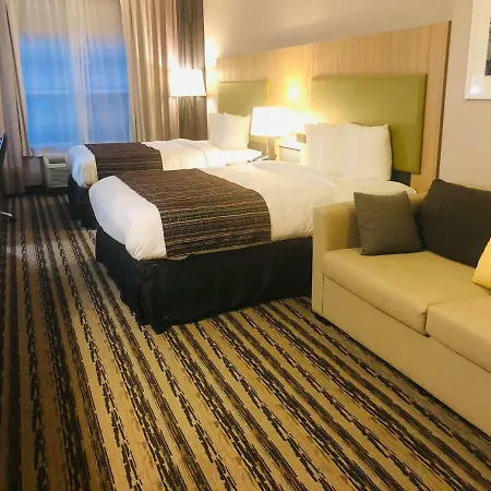 Hotel Country & By Radisson, Airport East, Tn 4*