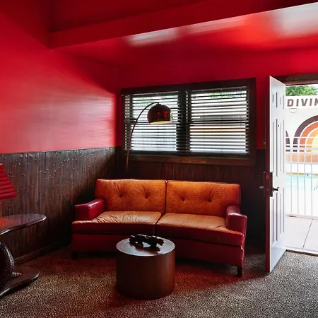 The Dive And Swim Club Hotel Nashville