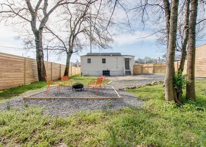 Cozy 3Br Home Fenced Backyard 10 Mins To Broadway