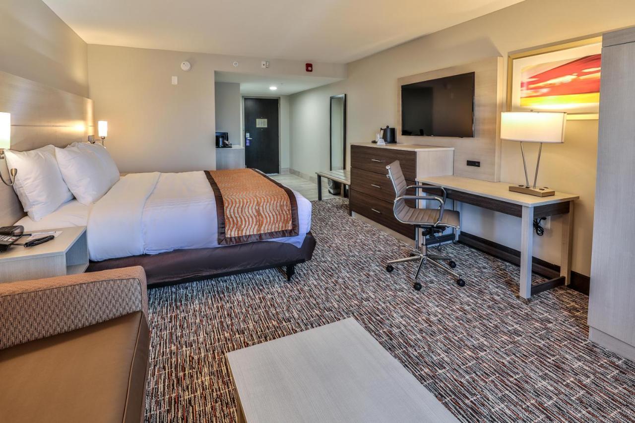 Hotel Western Executive Residency