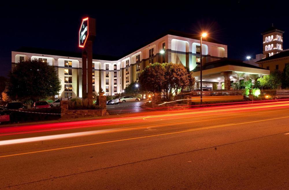 Hotel Hampton / Vanderbilt 3*