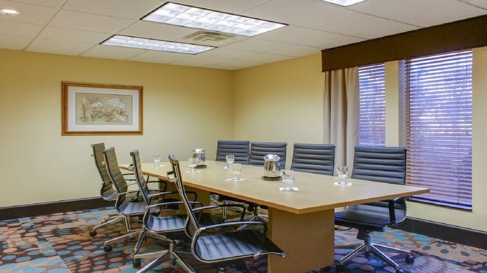 Hotel Club &