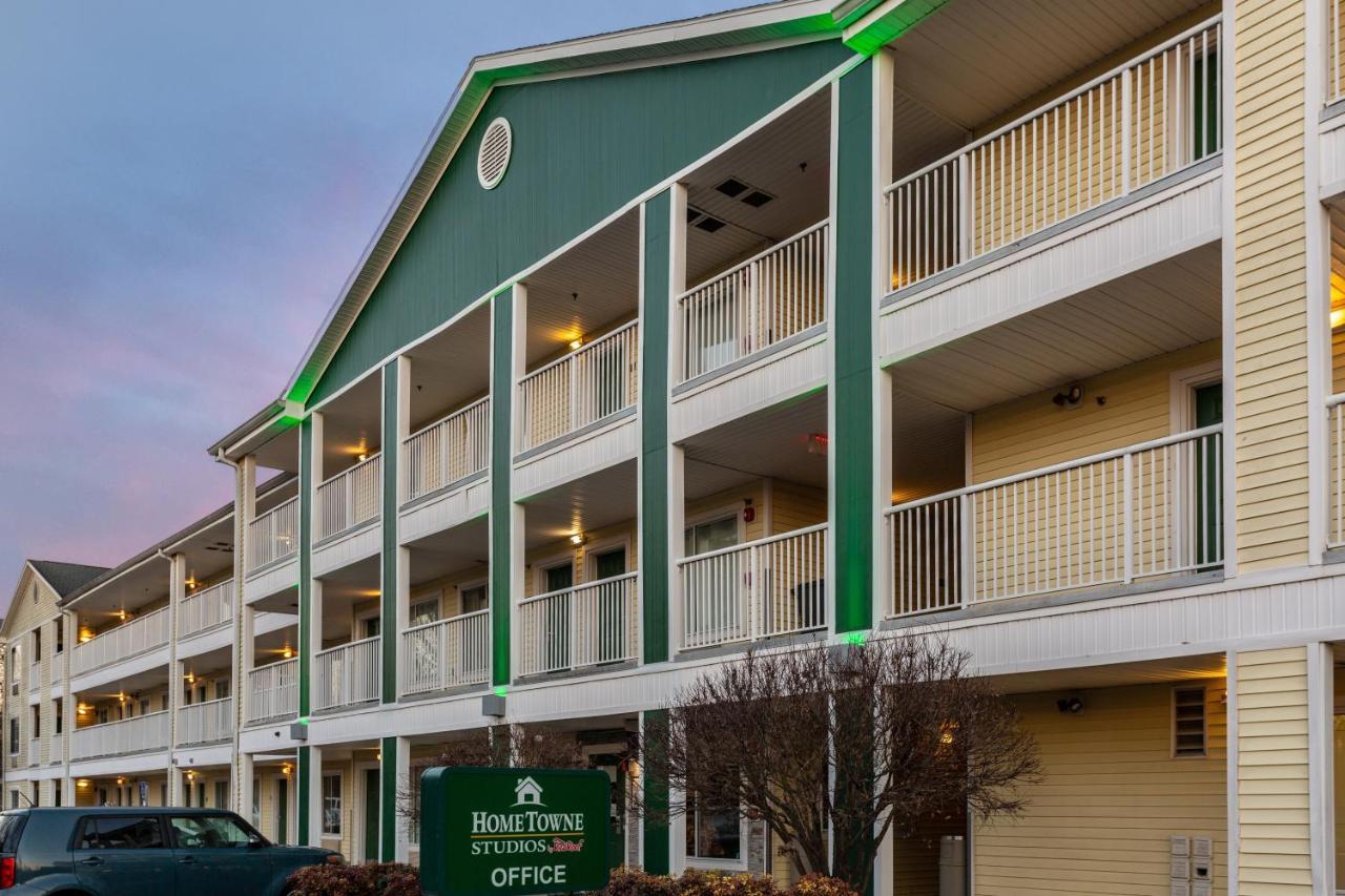 Hometowne By Red Roof - Airport/briley Pkwy 2* Nashville