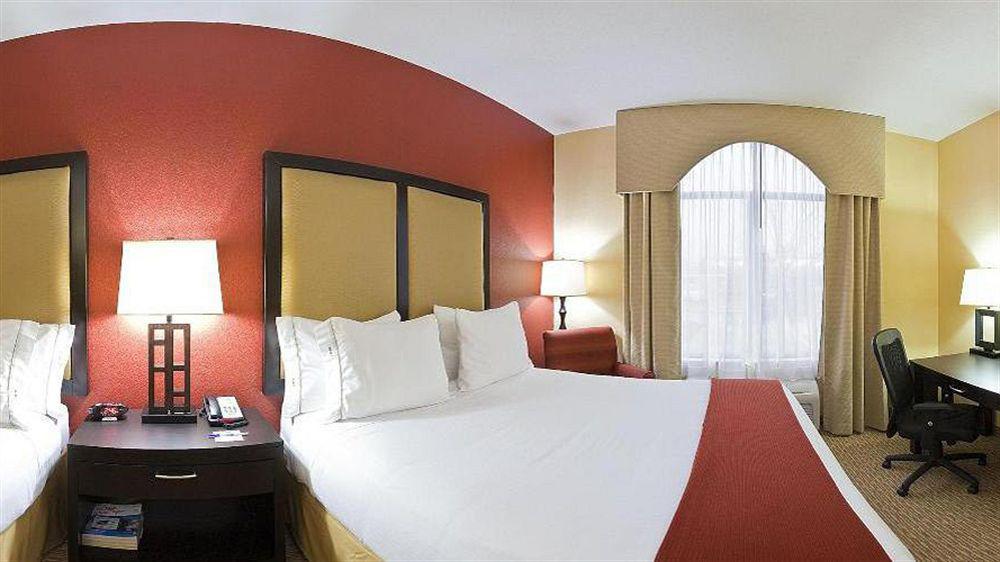 Hotel Express Nashville-opryland By Ihg Nashville
