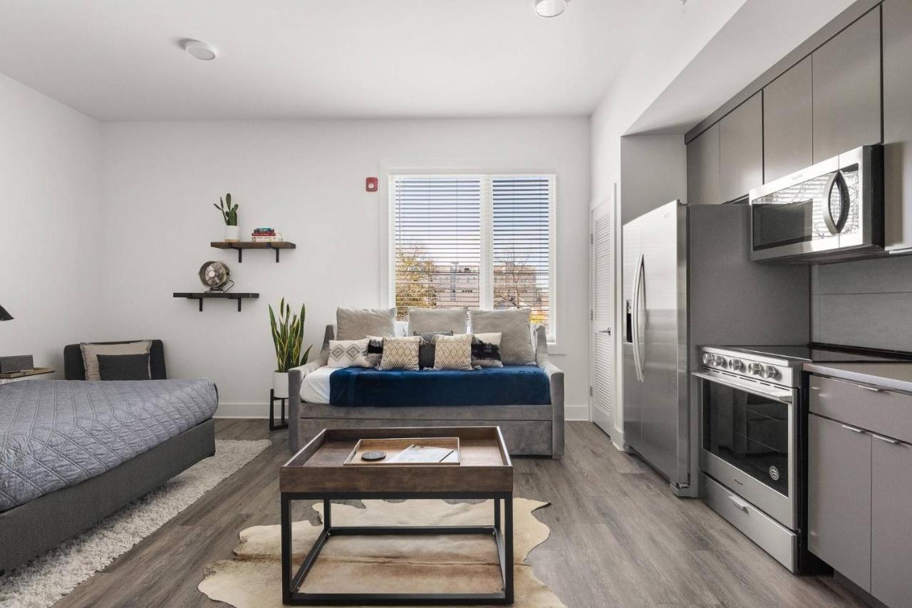 Holiday home Endeavor 202