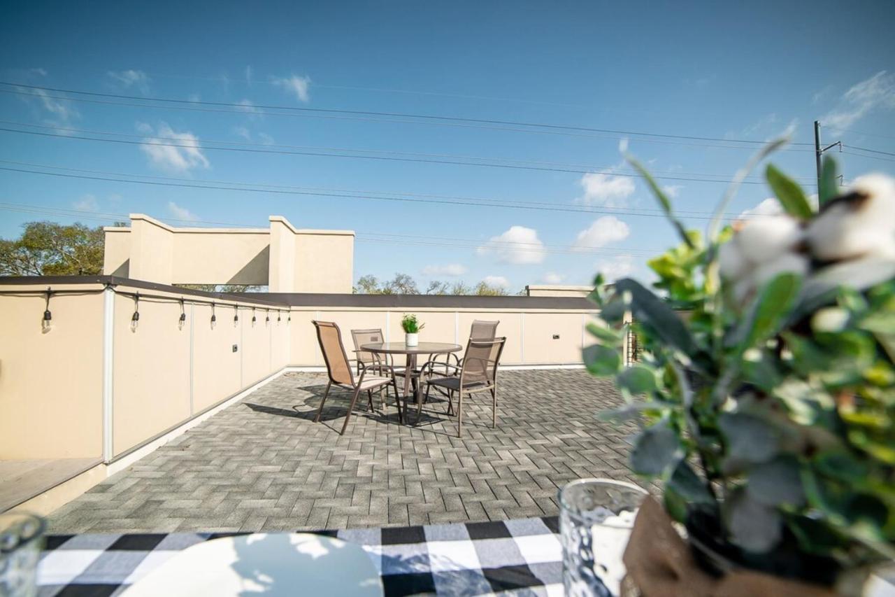 Cozy & Convenient 1 Bedroom Apt! Minutes To Downtown! Nashville