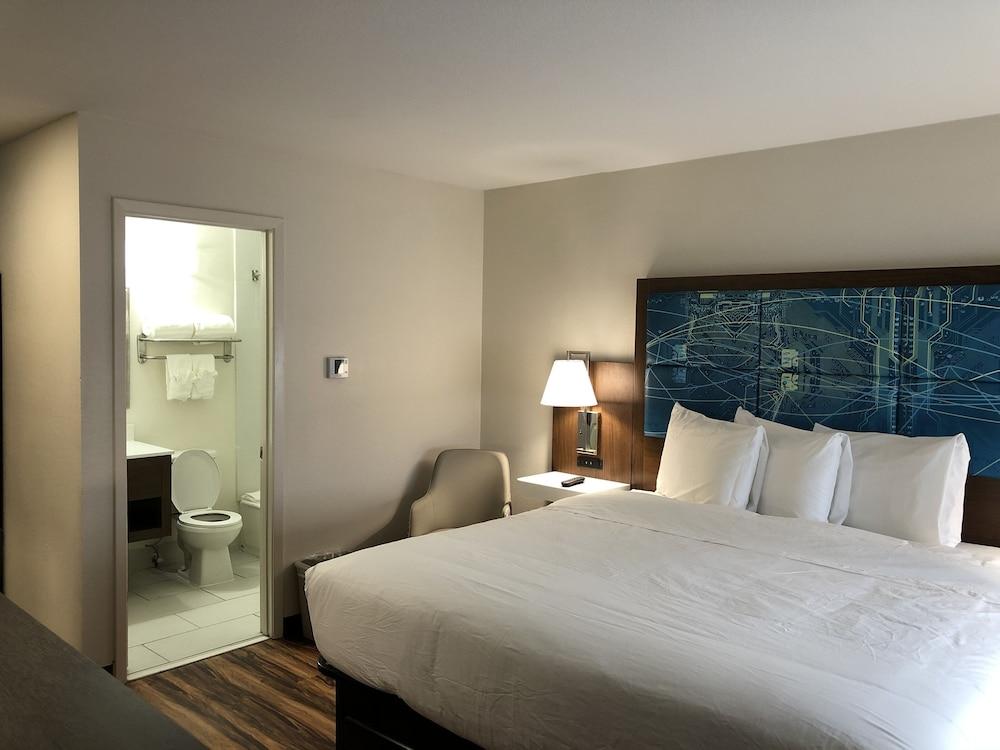 Hotel Red Lion & Airport