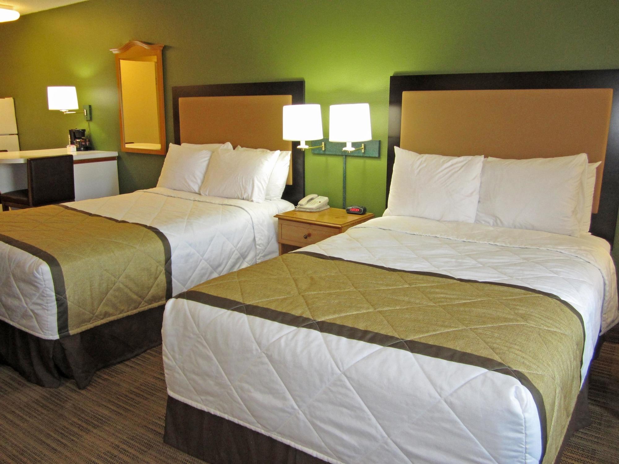 Extended America - - Airport - Music Hotel