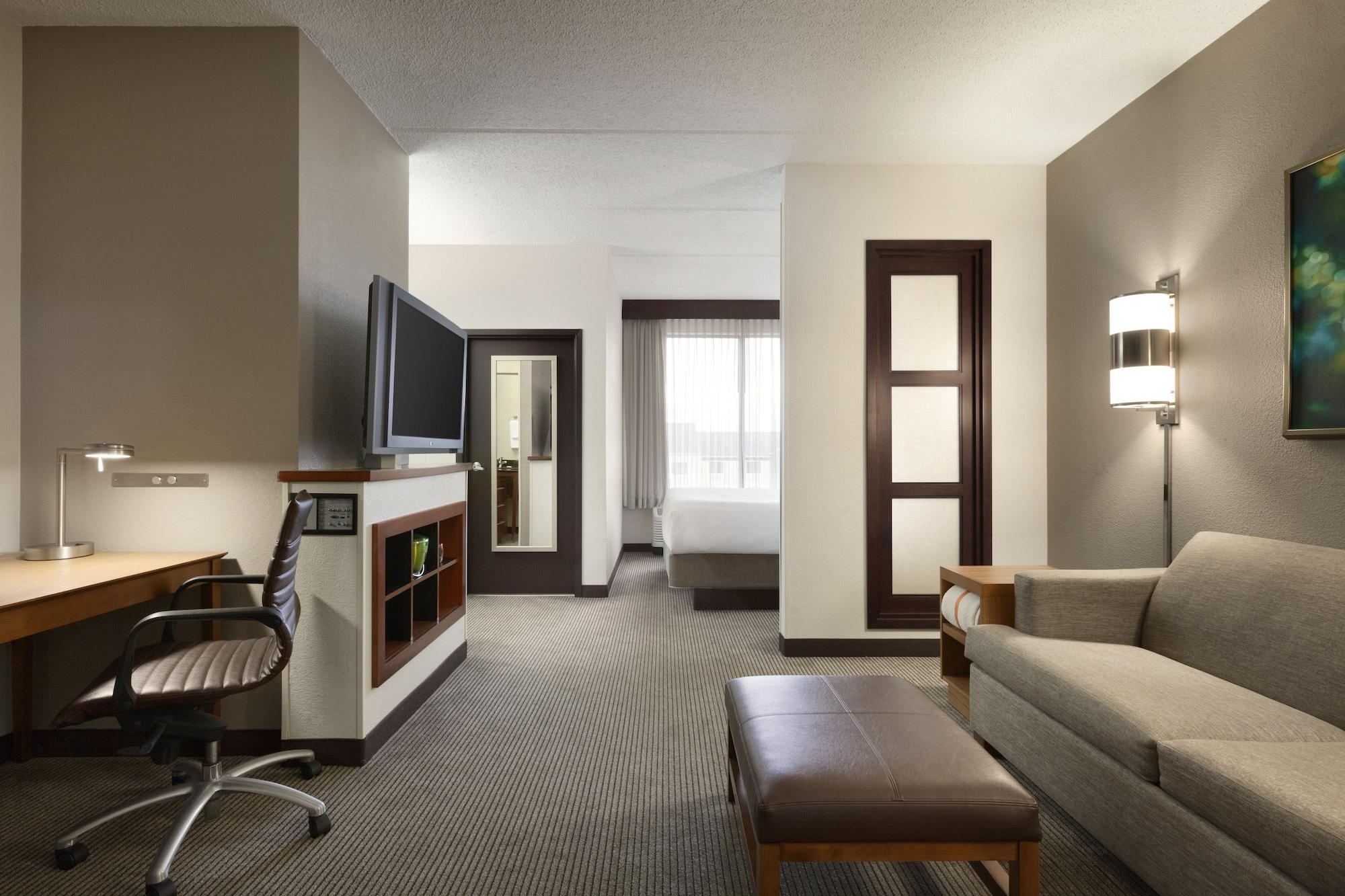 Hotel Hyatt Place Airport 3*