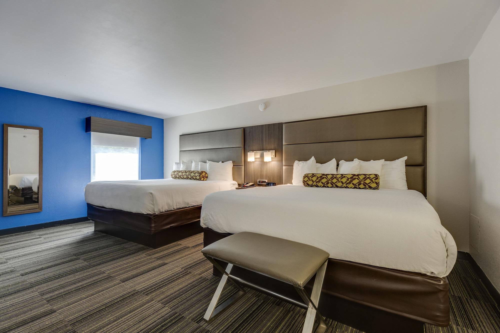 Hotel Alexis And