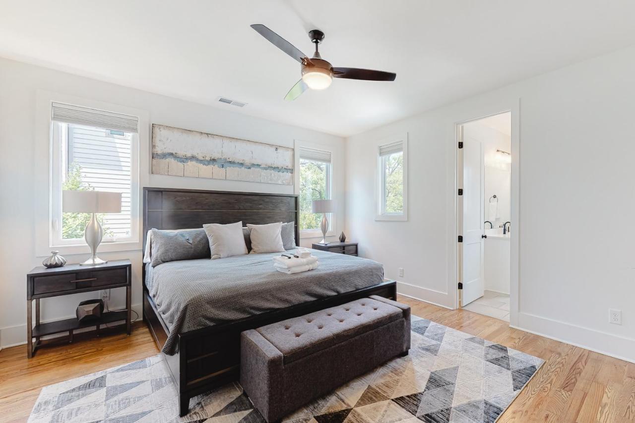 Fantasy Oasis Nashville