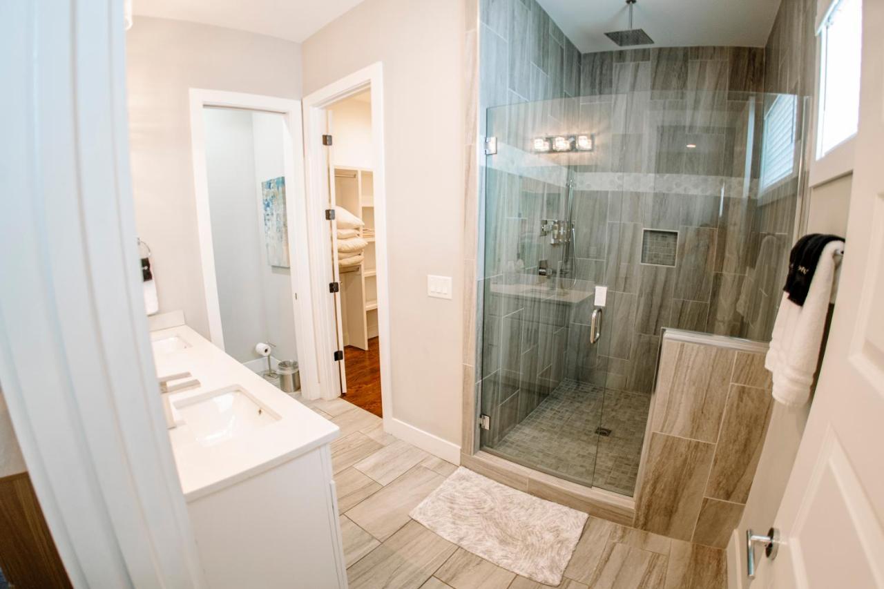 Huge4bedr10mintodtownsafe Holiday home *