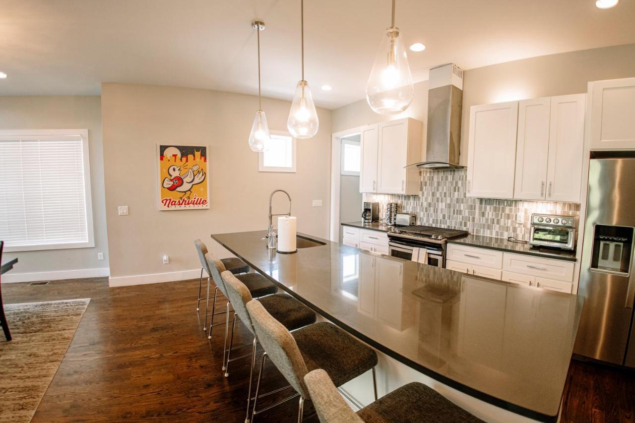 Huge4bedr10mintodtownsafe Nashville