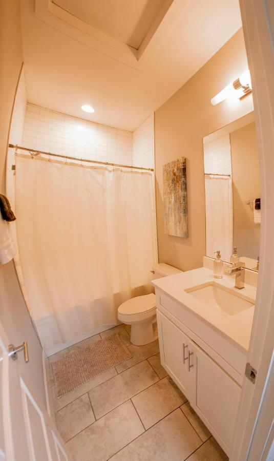 Huge4bedr10mintodtownsafe Holiday home Nashville