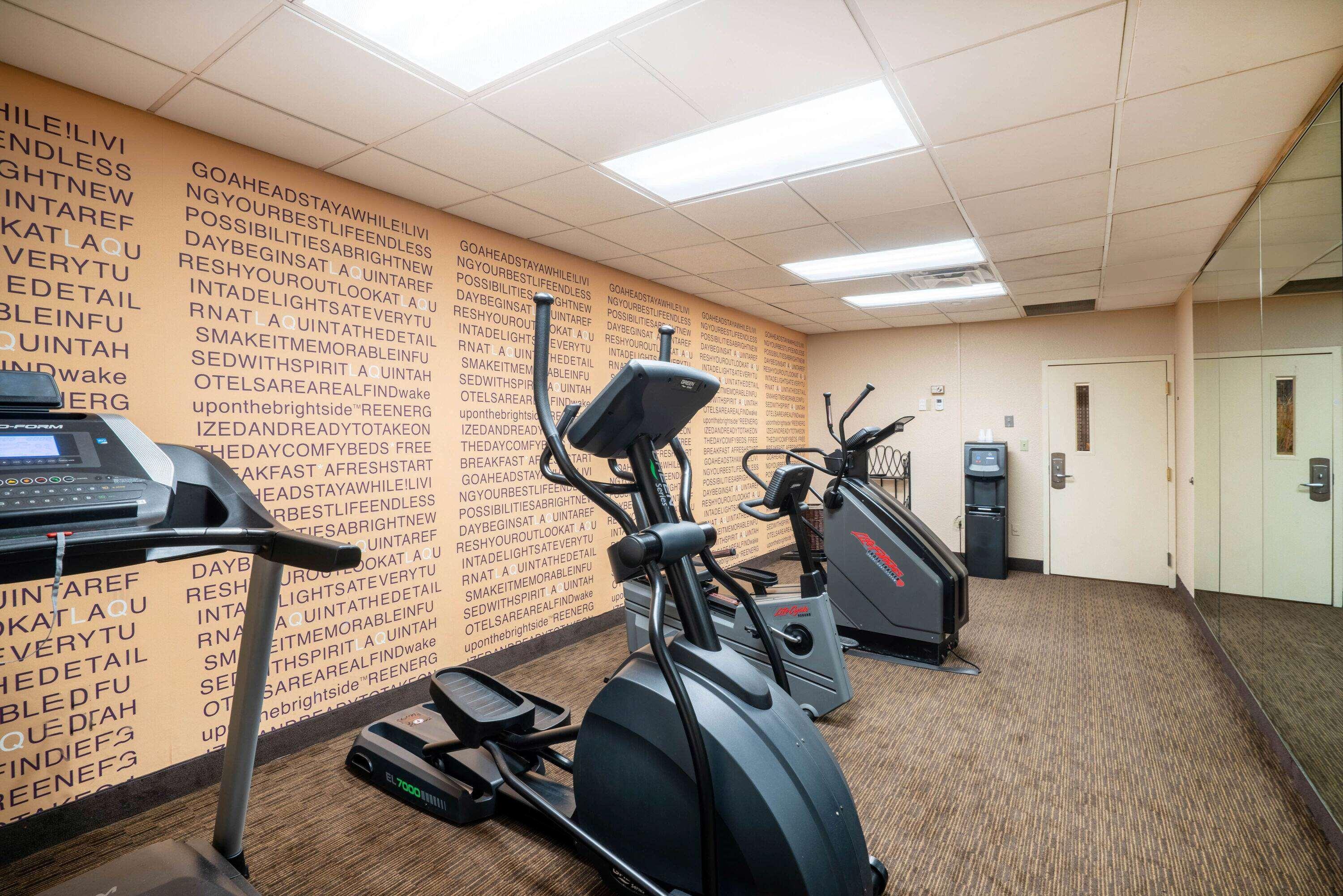 La Quinta By Wyndham Airport/opryland Hotel 3*